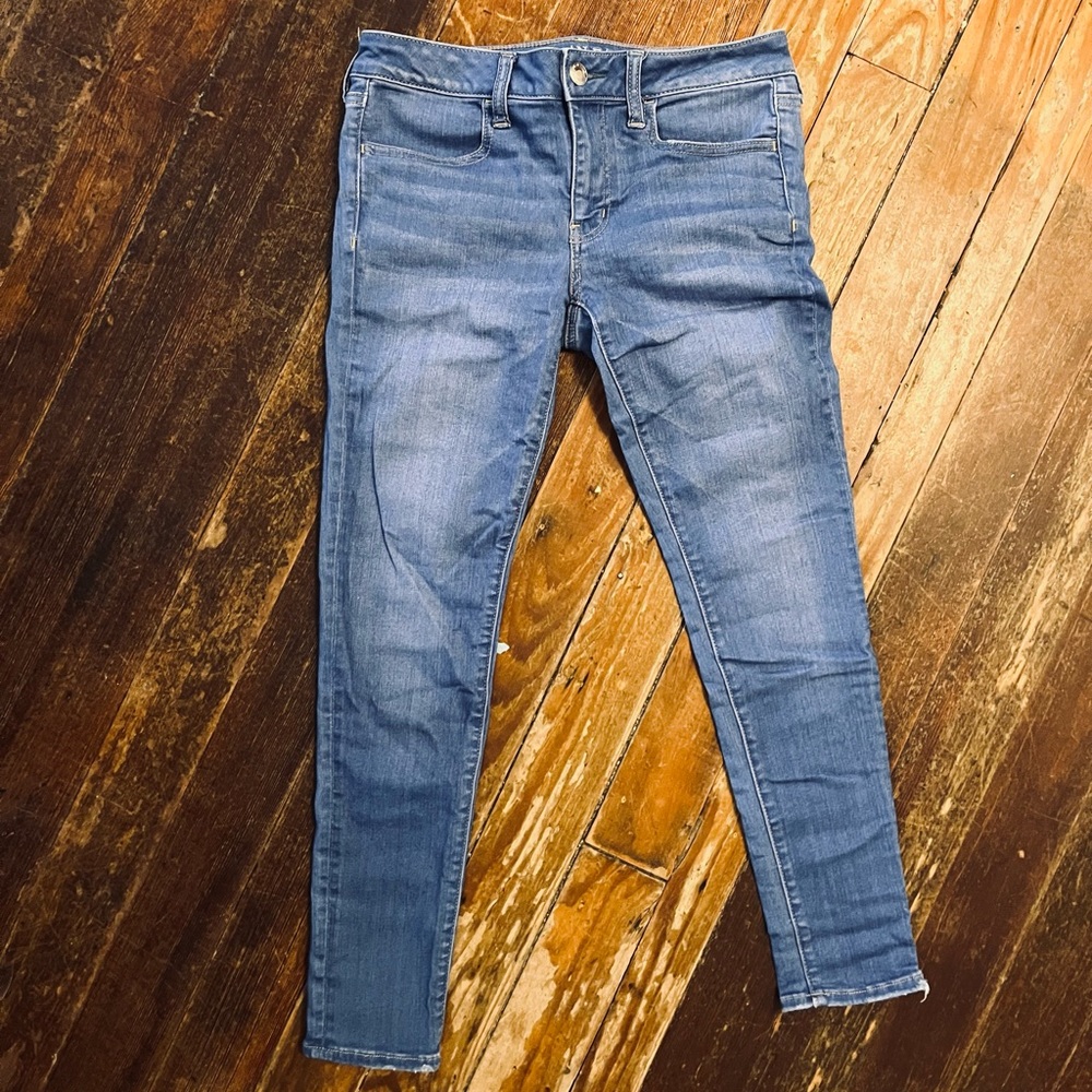 AE 🦅 Light Blue Wash Jeggings